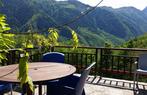 Seppiana House | Old country house in breathtaking beautiful mountain landscape