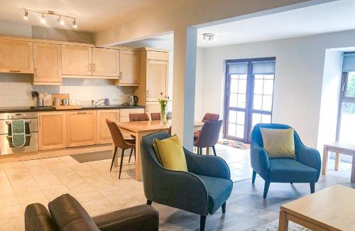 Terryglass House | Old Court Holiday Homes Terryglass No 3 3 Bed by Trident Holiday Homes