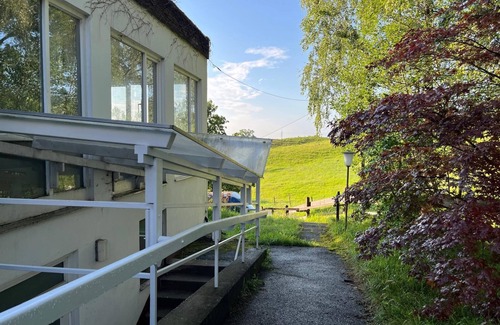 Murnau am Staffelsee Apartment | Old drawing studio in the countryside