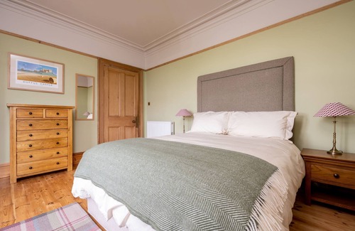 Elgin Other | Old Duffus Farmhouse on Scottish Estate - stunning castle views