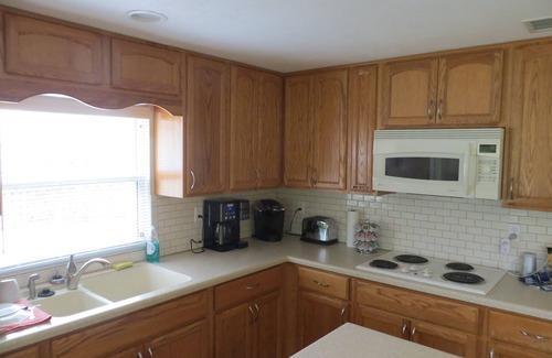 Englewood House | Old Englewood 2 bed/1 bath Beach Cottage.