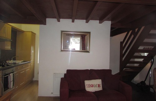 Braithwaite Cottage | old farm mews cottage 1