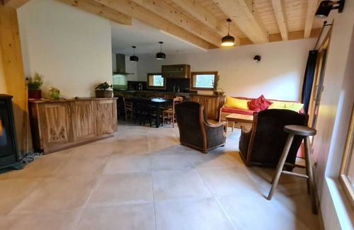 Bellecombe-en-Beauges House | Old farmhouse Baujue 4/10 pers village center