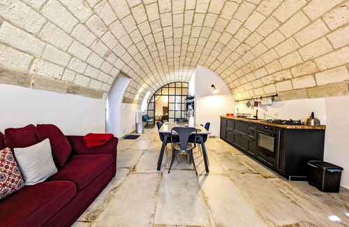 Giuggianello Apartment | Old farmhouse "Le Bey" Elsa