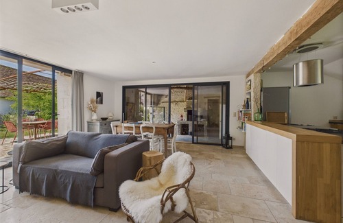 Fossemagne House | Old farmhouse renovated for 6 into 2 flats