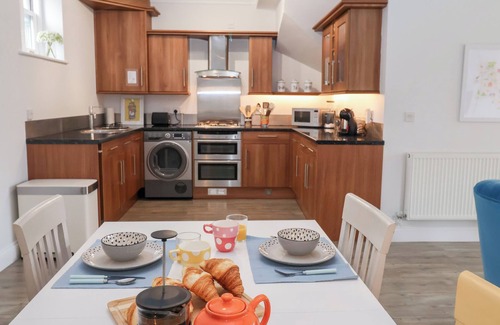 Felixstowe House | OLD FELIXSTOWE, BATH ROAD, pet friendly in Felixstowe, Suffolk