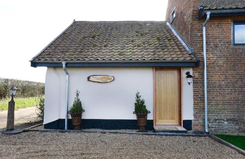 Attleborough Bed & Breakfast | Old Field Barn Luxury B&B