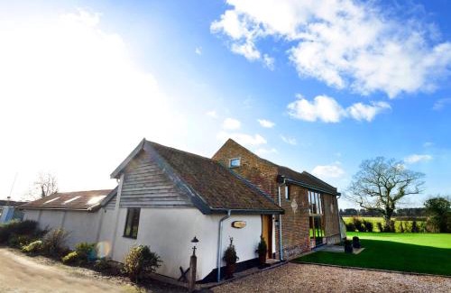 Attleborough Bed & Breakfast | Old Field Barn Luxury B&B