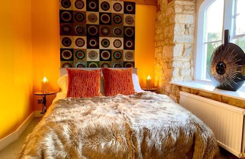 Woodchester Apartment | Old Fleece Apartments