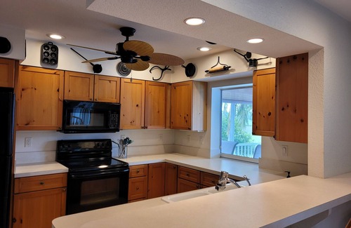 Charlotte Park House | "Old Florida" Waterfront boat access to Charlotte Harbor