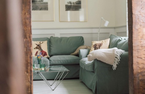Herbram House | Old forester's lodge on the edge of the forest