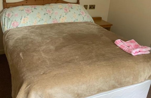 Little Stoke Bed & Breakfast | Old Gloucester Road farm bed and breakfast