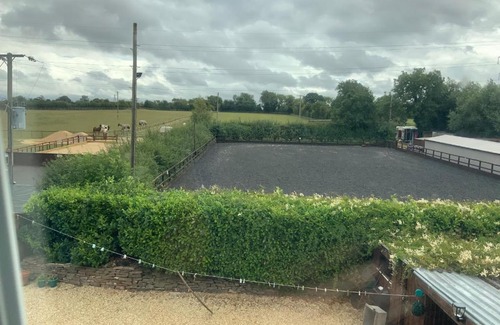 Little Stoke Bed & Breakfast | Old Gloucester Road farm bed and breakfast