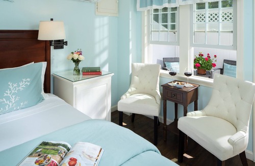 Chatham Bed & Breakfast | Old Harbor Inn