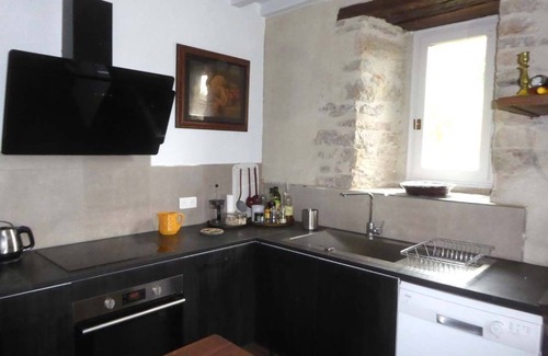 Esplas de Serou House | Old house