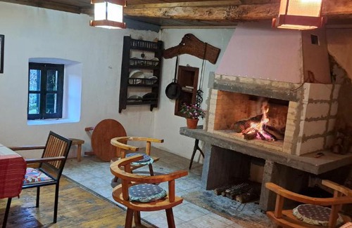 Karuc Hotel | Old house Nilovic