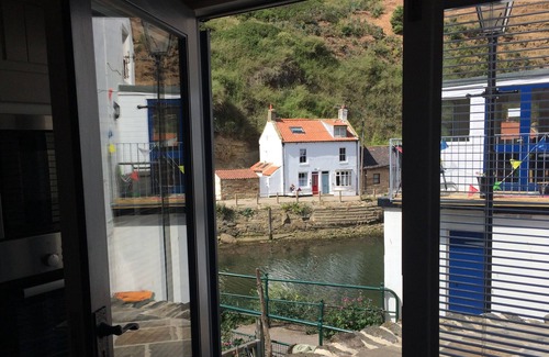 Staithes Cottage | Old Joiners Shop