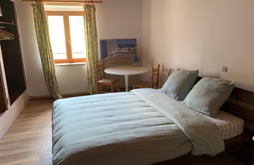 Grande-Riviere-Chateau Other | Old Jura farmhouse with panoramic view of Lac de l'Abbaye