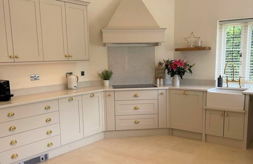 Ickford House | Old Manor House - an idyllic country house