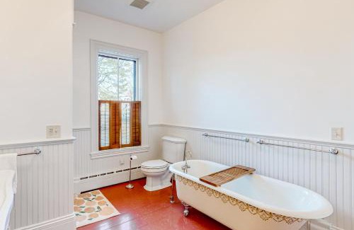 West Dennis House | Old Mansard