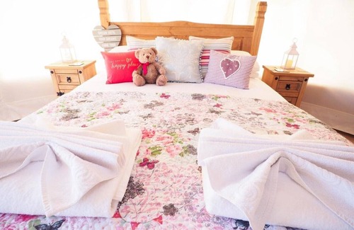 Westbourne House | Old milk house luxury Yurt 2