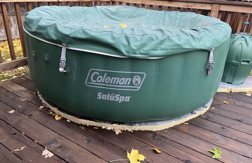 Southwest Bend House | Old Mill Family Home w/hot tub & trampoline