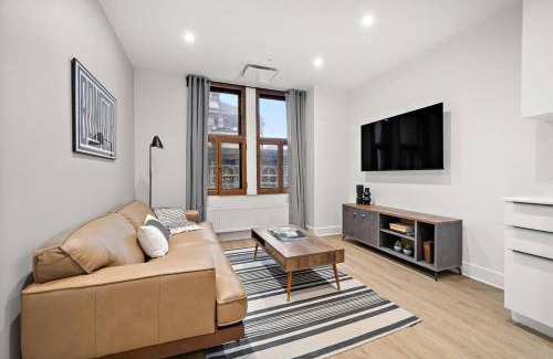 Old Montreal Apartment | Old Montreal Luxury Apartment 3