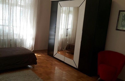 Sofia City Center Apartment | Old Mountain City Centre Apartment