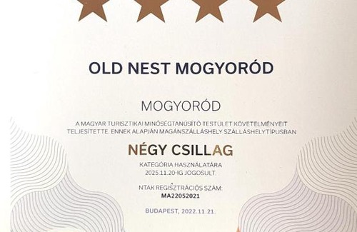 Mogyorod Apartment | Old Nest Mogyoród
