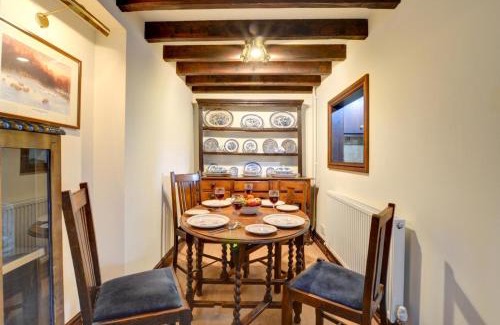 Newton House | Old Newton Cottage