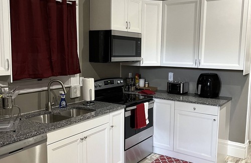 St. Louis House | Old North Shanty, 5 -7 minutes away from Downtown St. Louis