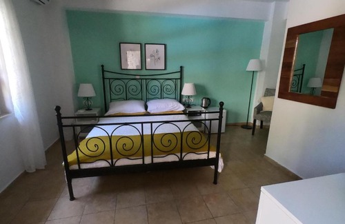 Maroulas Bed & Breakfast | Old Olive Mill Maroulas - Bed and Breakfast