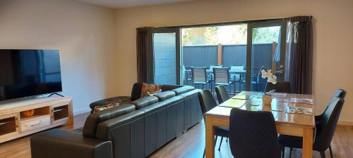 Echuca Apartment | Old Port Townhouse Central to Everything