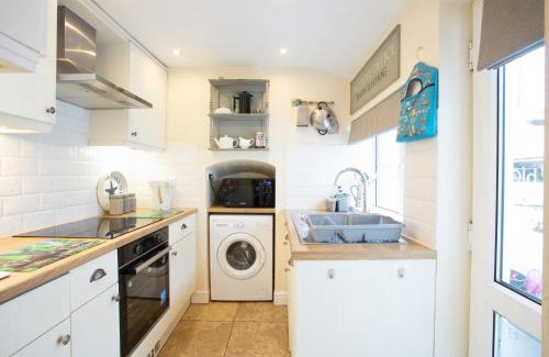 Amlwch House | Old Post Office