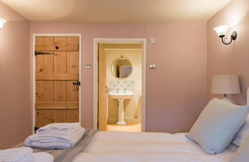 Dargate House | Old Post Office sleeps 4 by Bloom Stays
