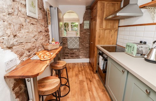Wilton Cottage | OLD PUMP COTTAGE, pet friendly, character holiday cottage in Wilton