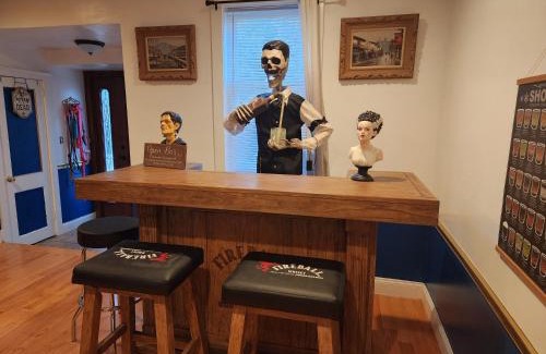 South Peabody House | Old Salem Inn 15 mins from downtown Salem