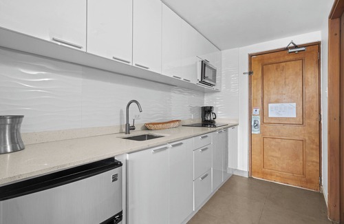 Puerta de Tierra Apartment | Old San Juan | Oceanview Studio | Balcony with Ocean View