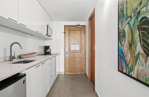 Puerta de Tierra Apartment | Old San Juan | Oceanview Studio | Balcony with Ocean View