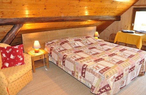 Queige House | Old Savoyard farmhouse renovated in the Beaufortain Massif