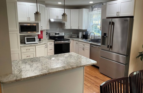 Old Saybrook House | Old Saybrook family gem very close to local beaches!