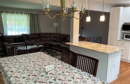 Old Saybrook House | Old Saybrook family gem very close to local beaches!