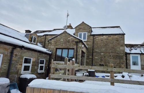 Fremington House | Old School Cottage