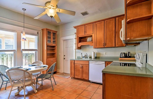 Historic Uptown House | Old St. Pete Bungalow - Downtown 1 Mi, Beach 8 Mi!