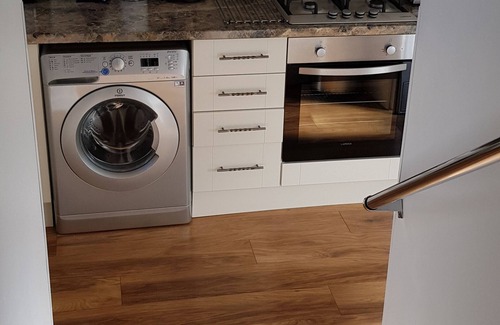 Anstruther Apartment | Old Surgery, tastefully decorated, spotless and comfortable