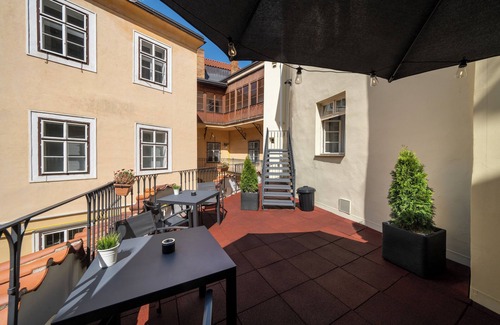 Stare Mesto Apartment | OLD TOWN - 1 BEDROOM MICHALSKA max 4 pers