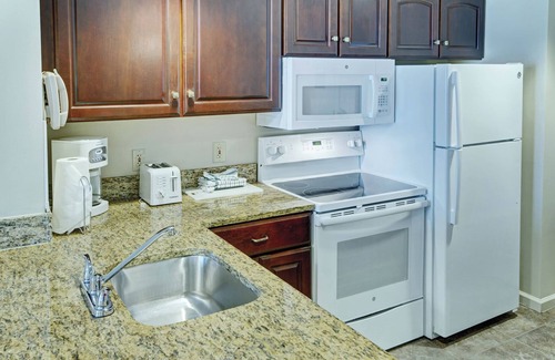 Old Town Alexandria Condo | Old Town Alexandria |Three 2BR/2BA King Suites