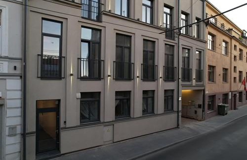 Old Town Apartment | Old Town - Bajor Studios - Self Check-in and Parking