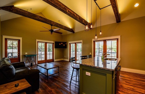 Olde Town Apartment | Old Town Bluffton 1 bedroom 1 bath apartment