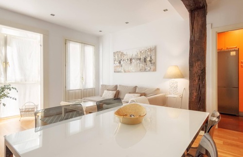 Bilbao Old Town Apartment | Old Town Center: Origins and Tradition.